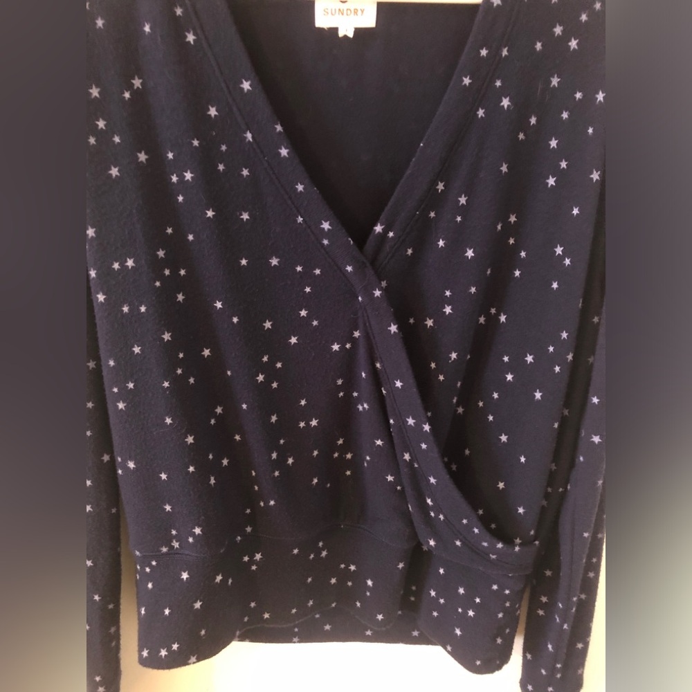 Sundry Little white Stars Blue Comfy boxy cozy long sleeve v neck Sweatshirt - Picture 4 of 5